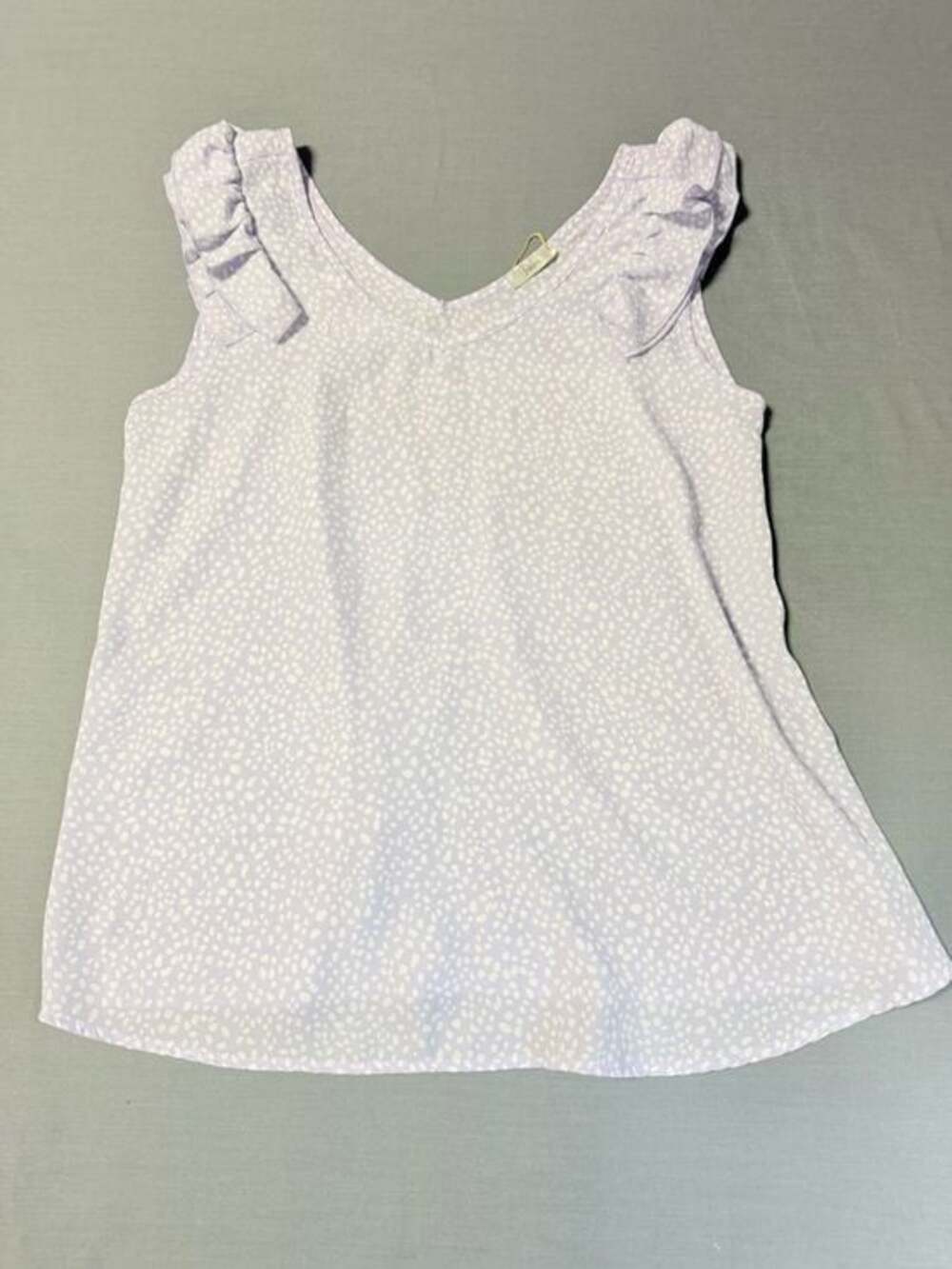 JODIFL Lavender White Spotted Ruffle Shoulder V-Neck Blouse Top Size medium